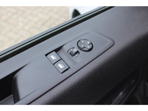 Fiat E-Scudo L3 75 kWh |  12V aansluiting in de laadruimte |  Buitenspiegelkappen en stootlijsten in zwart  me... ActivLease financial lease