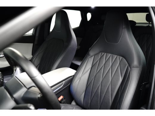 Ford Capri Premium Extended Range 340pk AWD 79KWh | AGR-Stoelen | Head-Up | Warmtepomp | Matrix-Led | 4 Jaar... ActivLease financial lease