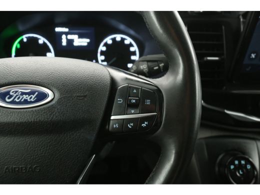 Ford E-Transit L2H2 68 kWh | Snelladen | SOH 94% | 360&deg; Camera | Clima | 3 Zits | Cruise | Carplay | Parkeersens. ActivLease financial lease