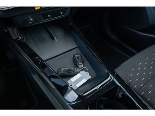 Ford Puma Gen-E 44 kWh | Camera | Winter-pack | Privacy-glass | Full LED ActivLease financial lease