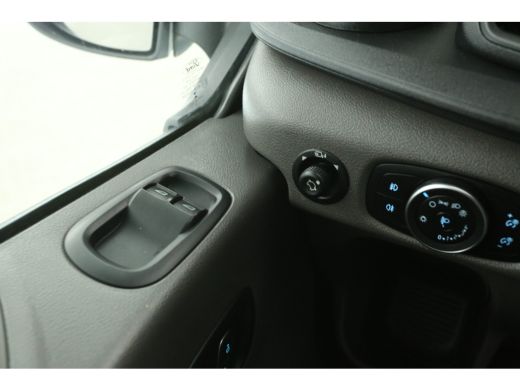 Ford Transit 2.0 TDCI L3H2 | Dubbele Cabine | Airco | Camera | Cruise | Carplay | Parkeersens. ActivLease financial lease