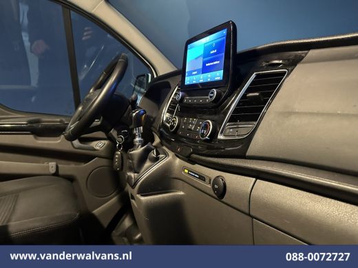 Ford Transit Custom 2.0 TDCI 130pk L2H1 Euro6 Airco | Navigatie | 2800kg Trekhaak | LED | Apple Carplay Cruisecontrol... ActivLease financial lease