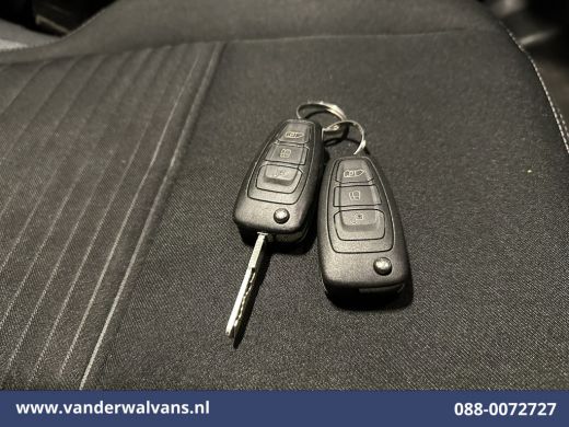 Ford Transit Custom 2.0 TDCI 130pk L2H1 Euro6 Airco | Navigatie | 2800kg Trekhaak | LED | Apple Carplay Cruisecontrol... ActivLease financial lease