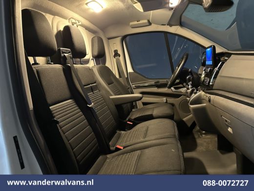 Ford Transit Custom 2.0 TDCI 130pk L2H1 Euro6 Airco | Navigatie | 2800kg Trekhaak | LED | Apple Carplay Cruisecontrol... ActivLease financial lease