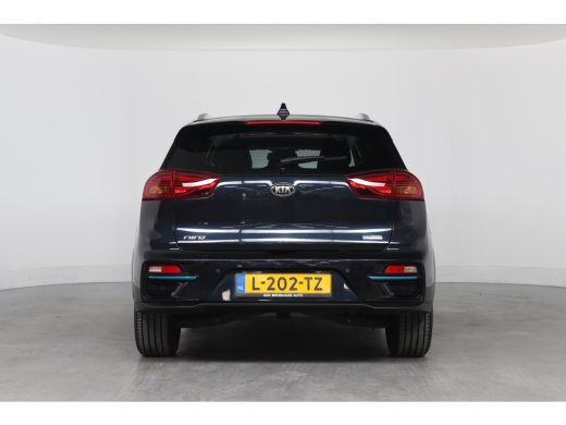 Kia e-Niro DynamicPlusLine 64 kWh | 1e Eigenaar! | Open Dak | Stoel/Stuur Verwarming | Camera | Navi | Cruis... ActivLease financial lease