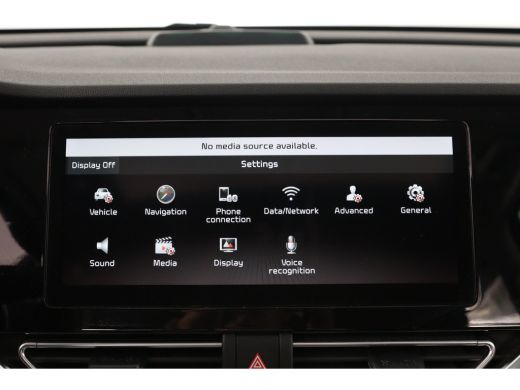 Kia e-Niro DynamicPlusLine 64 kWh | 1e Eigenaar! | Open Dak | Stoel/Stuur Verwarming | Camera | Navi | Cruis... ActivLease financial lease