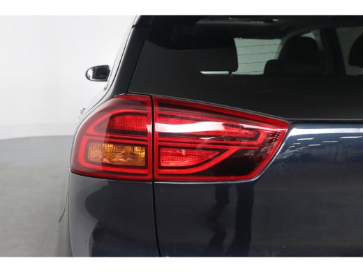Kia e-Niro DynamicPlusLine 64 kWh | 1e Eigenaar! | Open Dak | Stoel/Stuur Verwarming | Camera | Navi | Cruis... ActivLease financial lease