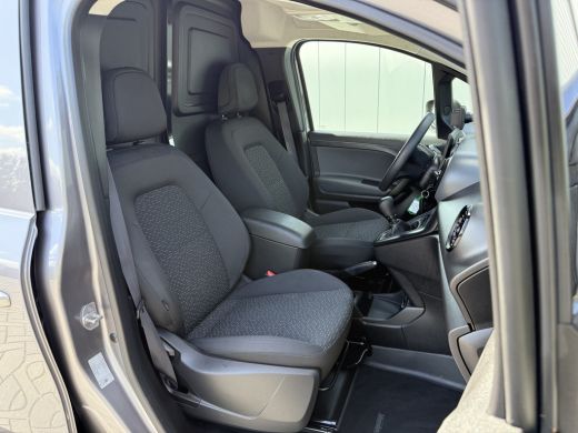 Mercedes-Benz Citan 110 CDI / L1H1 / 1e EIG. / TREKHAAK / CAMERA / CRUISE / AIRCO ActivLease financial lease