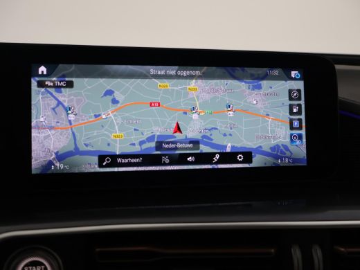 Mercedes-Benz EQC 400 4MATIC + BURMESTER | SCHUIFDAK | SFEERVERLICHTING | DISTRONIC | STANDKACHEL ActivLease financial lease