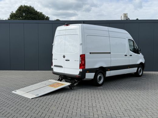 Mercedes-Benz Sprinter 316 CDI 164 PK AUTOMAAT / L2H2 / HYDR. LAADKLEP / AFNEEMBARE 2.8 TONS TREKHAAK / CAMERA / 1e EIG. ActivLease financial lease
