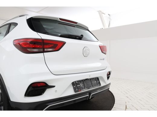 MG ZS EV EV Long Range Luxury 70 kWh Panorama, 360 camera, Apple carplay! ActivLease financial lease