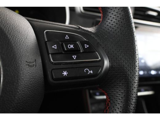 MG ZS EV EV Long Range Luxury 70 kWh Panorama, 360 camera, Apple carplay! ActivLease financial lease