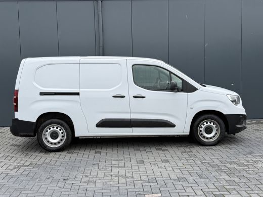Opel Combo 1.5D 102 PK / L2H1 / WORDT VERWACHT / 1e EIG. / AIRCO / CRUISE / NAVI / CARPLAY ActivLease financial lease