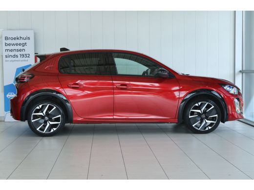 Peugeot 208 1.2 Hybrid 145 e-DCS6 GT | NL-Auto | Adapt. Cruise| 360 Camera | Keyless | Carplay | Navi | Clima... ActivLease financial lease