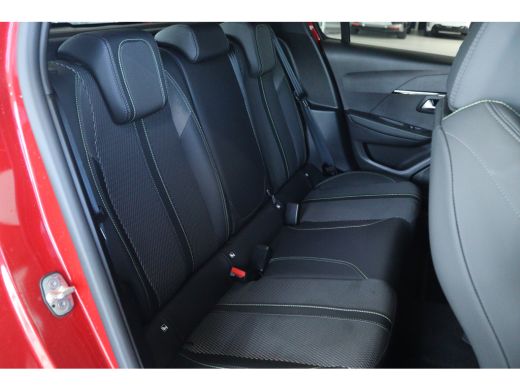 Peugeot 208 1.2 Hybrid 145 e-DCS6 GT | NL-Auto | Adapt. Cruise| 360 Camera | Keyless | Carplay | Navi | Clima... ActivLease financial lease