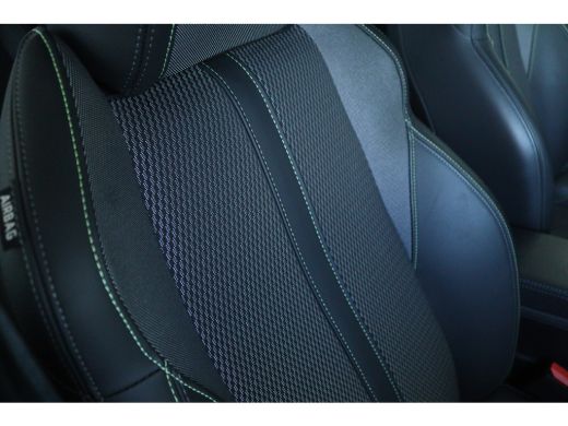 Peugeot 208 1.2 Hybrid 145 e-DCS6 GT | NL-Auto | Adapt. Cruise| 360 Camera | Keyless | Carplay | Navi | Clima... ActivLease financial lease