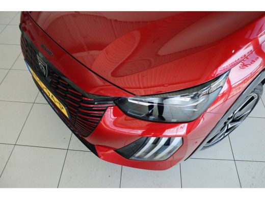 Peugeot 208 1.2 Hybrid 145 e-DCS6 GT | NL-Auto | Adapt. Cruise| 360 Camera | Keyless | Carplay | Navi | Clima... ActivLease financial lease