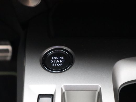 Peugeot 308 SW 1.2 PureTech GT 360 Graden Camera | Elektrische Kofferklep | Dodehoekbewaking | Parkeersenoren... ActivLease financial lease