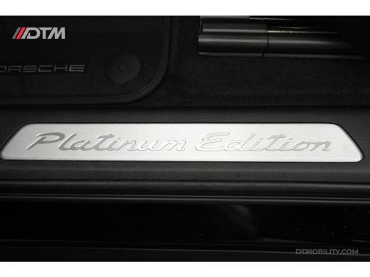 Porsche Cayenne 3.0 E-Hybrid Platinum Edition | Panorama | Trekhaak ActivLease financial lease