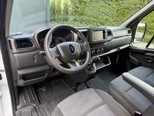 Renault Master 2.3 dCi 135 PK / L1H1 / 19.857 KM! / 2.5 TONS TREKHAAK / IMPERIAAL / CAMERA / 1e EIG. / CRUISE / ... ActivLease financial lease