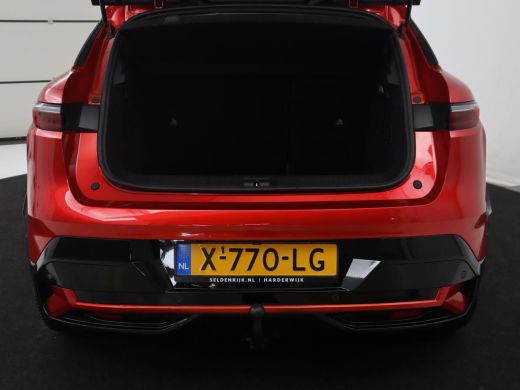 Renault Megane E-Tech E-Tech EV60 Optimum Charge Business Ed. Evolution | SOH 92.9% | Trekhaak | Stuur/stoel verwarming... ActivLease financial lease