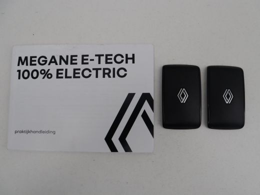 Renault Megane E-Tech E-Tech EV60 Optimum Charge Business Ed. Evolution | SOH 92.9% | Trekhaak | Stuur/stoel verwarming... ActivLease financial lease