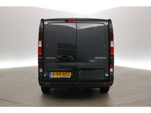 Renault Trafic 2.0 dCi 145PK T29 L2H1 | Airco | Camera | Cruise | 3 Zits | Trekhaak | Carplay | Parkeersens. ActivLease financial lease
