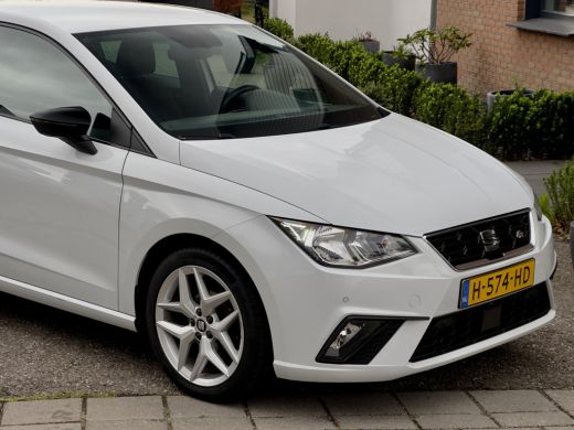 Seat Ibiza 1.0 TSI FR INTENSE NAVI CAMERA APPLE-CARPLAY LED LMV PDC ActivLease financial lease