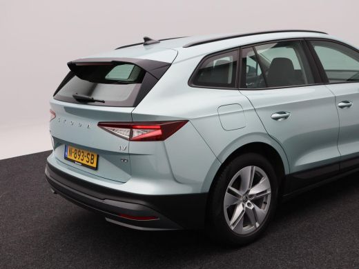 Skoda Enyaq iV 60 | Camera | Cruise Control |  CarPlay | Parkeersensoren | Climate Control | 19 Inch ActivLease financial lease