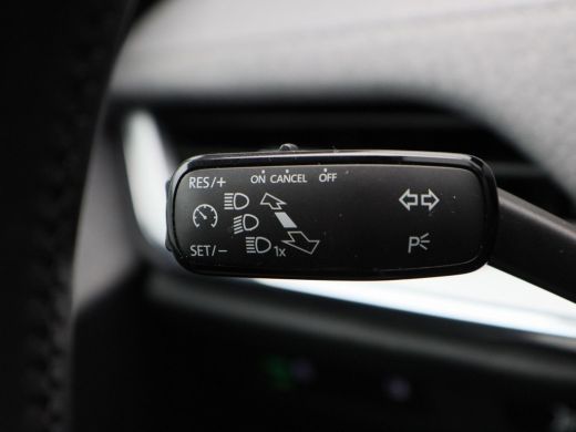 Skoda Enyaq iV 60 | Camera | Cruise Control |  CarPlay | Parkeersensoren | Climate Control | 19 Inch ActivLease financial lease
