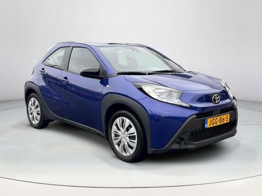 Toyota Aygo 1.0 VVT-i MT Play ActivLease financial lease
