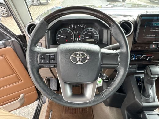 Toyota Land Cruiser LC79 2.8 D-4D Pick Up Dubbel Cabine 5-Persoons | 06-10141018 Voor meer informatie ActivLease financial lease