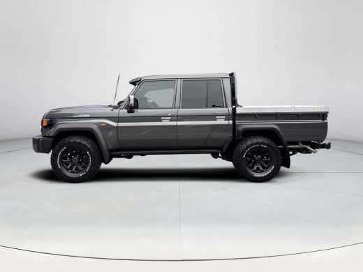 Toyota Land Cruiser LC79 2.8 D-4D Pick Up Dubbel Cabine 5-Persoons | 06-10141018 Voor meer informatie ActivLease financial lease