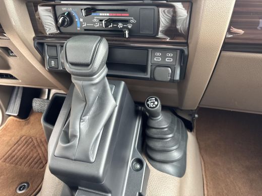 Toyota Land Cruiser LC79 2.8 D-4D Pick Up Dubbel Cabine 5-Persoons | 06-10141018 Voor meer informatie ActivLease financial lease