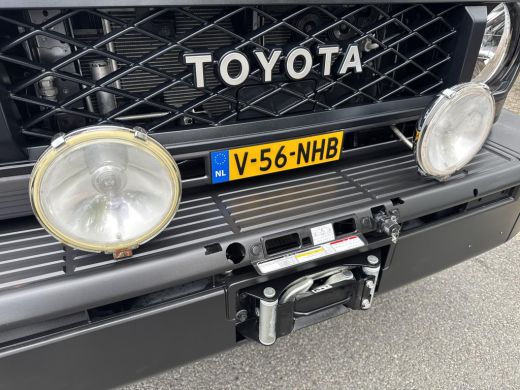 Toyota Land Cruiser LC79 2.8 D-4D Pick Up Dubbel Cabine 5-Persoons | 06-10141018 Voor meer informatie ActivLease financial lease