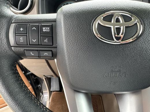 Toyota Land Cruiser LC79 2.8 D-4D Pick Up Dubbel Cabine 5-Persoons | 06-10141018 Voor meer informatie ActivLease financial lease