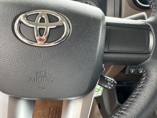 Toyota Land Cruiser LC79 2.8 D-4D Pick Up Dubbel Cabine 5-Persoons | 06-10141018 Voor meer informatie ActivLease financial lease