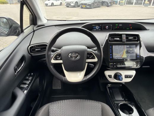 Toyota Prius 1.8 Plug-in Dynamic | JBL Audio | Navigatie | HUD Display | ActivLease financial lease