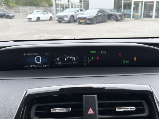 Toyota Prius 1.8 Plug-in Dynamic | JBL Audio | Navigatie | HUD Display | ActivLease financial lease