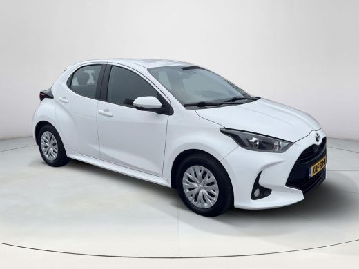 Toyota Yaris 1.5 Hybrid 115 Active | Navigatie | CarPlay | Achteruitrijcamera ActivLease financial lease