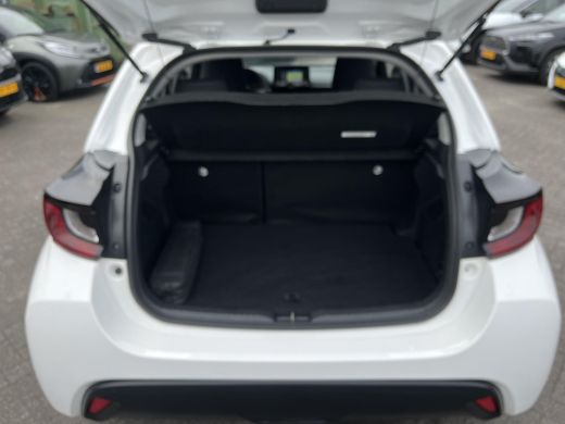 Toyota Yaris 1.5 Hybrid 115 Active | Navigatie | CarPlay | Achteruitrijcamera ActivLease financial lease