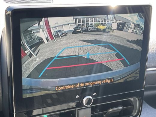 Toyota Yaris 1.5 Hybrid 115 Dynamic | Parkeersensoren | Dode hoek waarschuwing | Stoelverwarming | LED koplamp... ActivLease financial lease