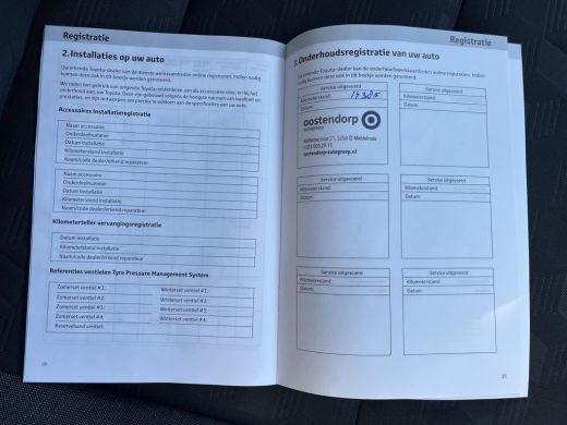Toyota Yaris 1.5 Hybrid 115 Dynamic | Parkeersensoren | Dode hoek waarschuwing | Stoelverwarming | LED koplamp... ActivLease financial lease