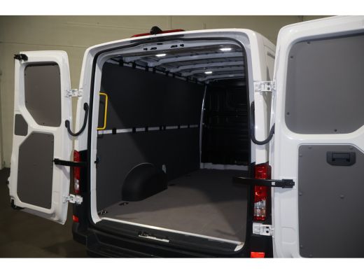 Volkswagen Crafter 2.0 TDI L3 H2 Airco Apple Carplay Camera ActivLease financial lease