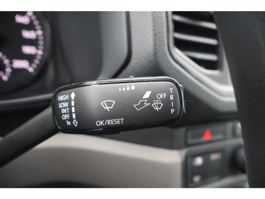 Volkswagen Crafter 2.0 TDI L3 H2 Airco Apple Carplay Camera ActivLease financial lease