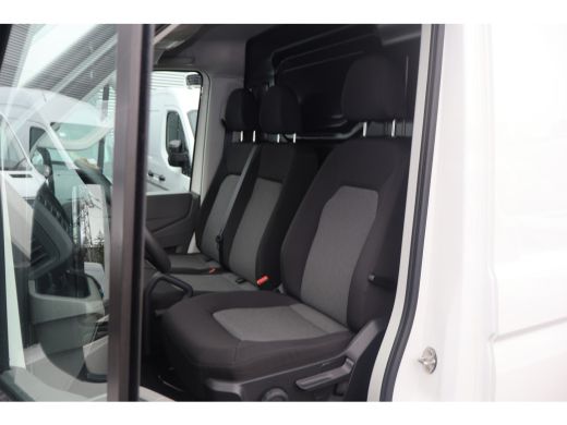 Volkswagen Crafter 2.0 TDI L3 H2 Airco Apple Carplay Camera ActivLease financial lease