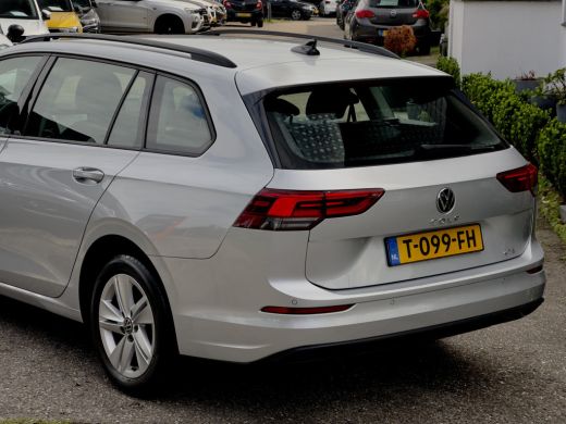 Volkswagen Golf Variant 1.0 eTSI AUT7 LIFE NAVI DIGI-DASH APPLE-CARPLAY AIRCO IQ-DRIVE LED LMV PDC ActivLease financial lease