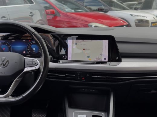 Volkswagen Golf Variant 1.0 eTSI AUT7 LIFE NAVI DIGI-DASH APPLE-CARPLAY AIRCO IQ-DRIVE LED LMV PDC ActivLease financial lease