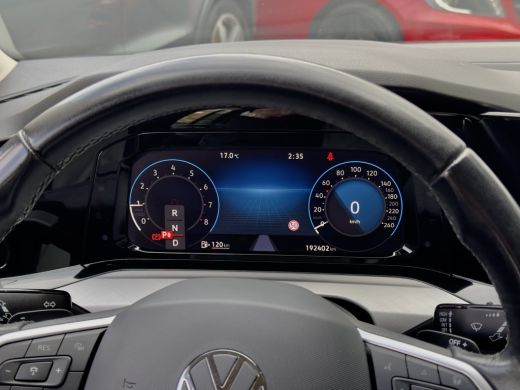 Volkswagen Golf Variant 1.0 eTSI AUT7 LIFE NAVI DIGI-DASH APPLE-CARPLAY AIRCO IQ-DRIVE LED LMV PDC ActivLease financial lease