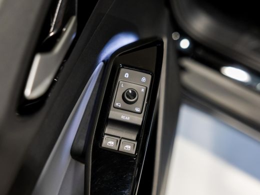 Volkswagen ID.4 Pro Limited Edition 77 kWh SOH 98% / 286pk / Achteruitrij camera / Dodehoek assistent / Stoelverw... ActivLease financial lease